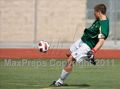 Thumbnail 3 in Parker vs. Salesian (CIF SoCal D3 Regional Final) photogallery.