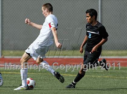 Thumbnail 2 in Parker vs. Salesian (CIF SoCal D3 Regional Final) photogallery.