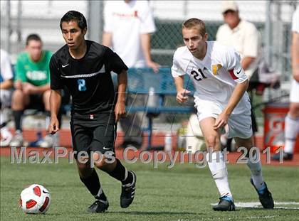 Thumbnail 2 in Parker vs. Salesian (CIF SoCal D3 Regional Final) photogallery.