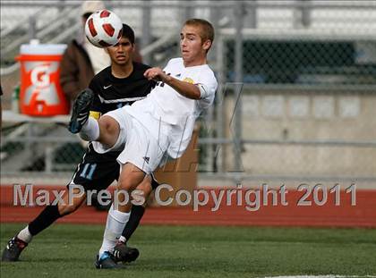 Thumbnail 3 in Parker vs. Salesian (CIF SoCal D3 Regional Final) photogallery.