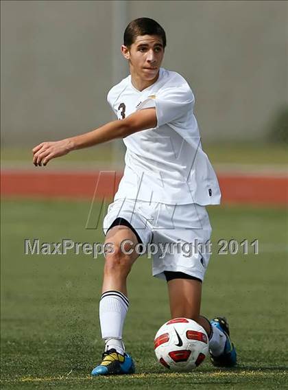 Thumbnail 2 in Parker vs. Salesian (CIF SoCal D3 Regional Final) photogallery.