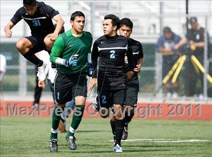 Thumbnail 2 in Parker vs. Salesian (CIF SoCal D3 Regional Final) photogallery.
