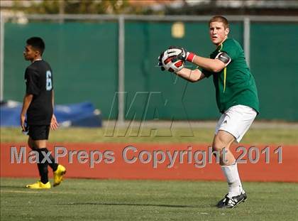 Thumbnail 3 in Parker vs. Salesian (CIF SoCal D3 Regional Final) photogallery.