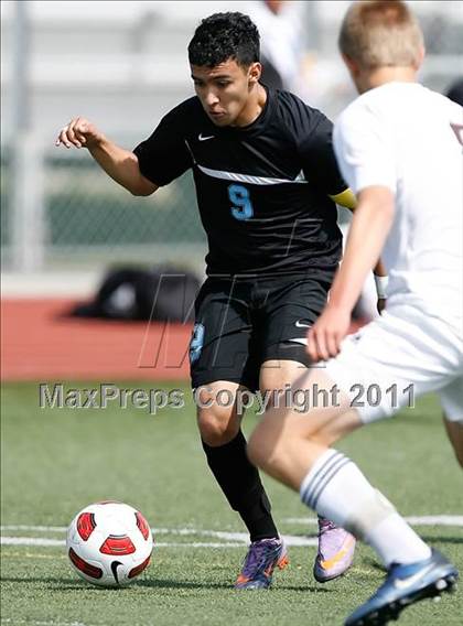 Thumbnail 3 in Parker vs. Salesian (CIF SoCal D3 Regional Final) photogallery.