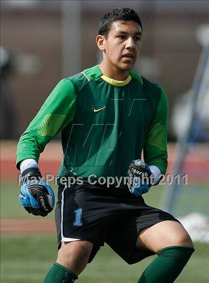 Thumbnail 2 in Parker vs. Salesian (CIF SoCal D3 Regional Final) photogallery.
