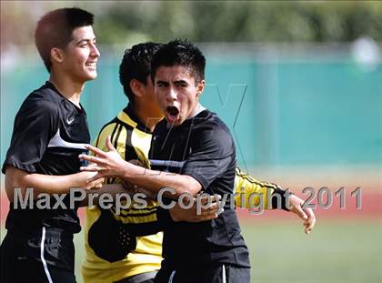 Thumbnail 2 in Parker vs. Salesian (CIF SoCal D3 Regional Final) photogallery.