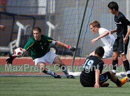 Thumbnail 2 in Parker vs. Salesian (CIF SoCal D3 Regional Final) photogallery.