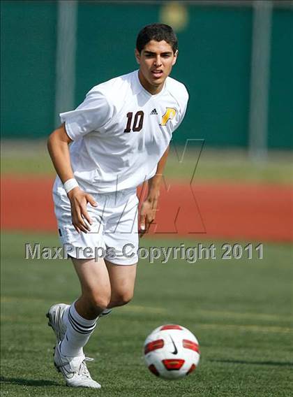 Thumbnail 2 in Parker vs. Salesian (CIF SoCal D3 Regional Final) photogallery.