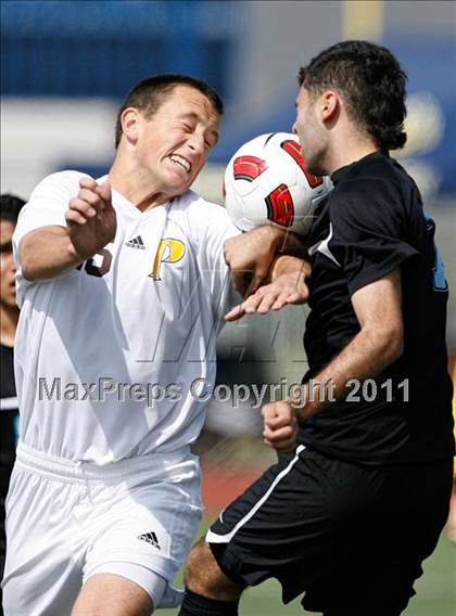 Thumbnail 2 in Parker vs. Salesian (CIF SoCal D3 Regional Final) photogallery.