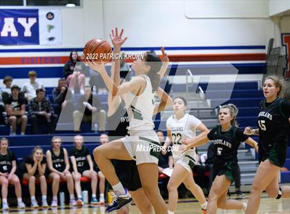 Thumbnail 1 in Auburn vs Woodland (T-Town Tournament) photogallery.
