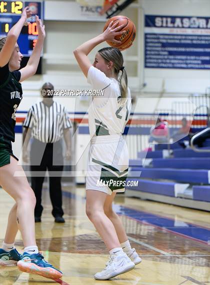 Thumbnail 1 in Auburn vs Woodland (T-Town Tournament) photogallery.
