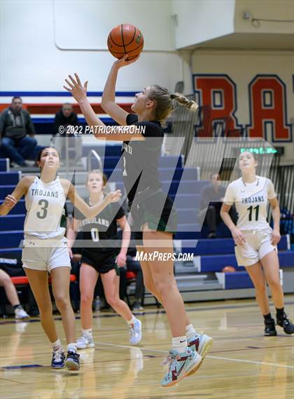 Thumbnail 2 in Auburn vs Woodland (T-Town Tournament) photogallery.