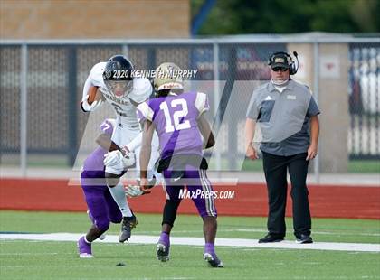 Thumbnail 2 in Mart vs Anahuac (Neutral Site) photogallery.