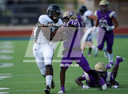 Thumbnail 3 in Mart vs Anahuac (Neutral Site) photogallery.
