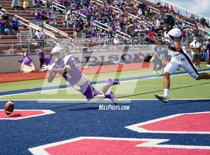 Thumbnail 3 in Mart vs Anahuac (Neutral Site) photogallery.