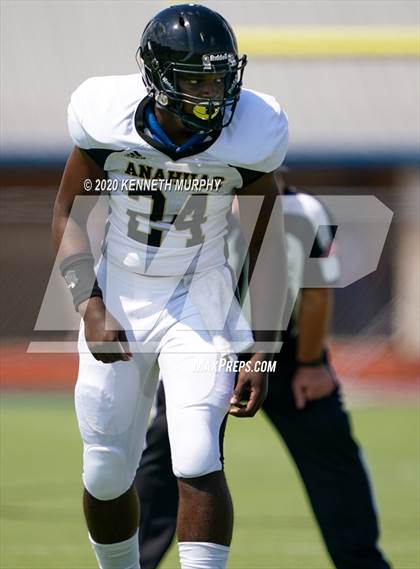 Thumbnail 1 in Mart vs Anahuac (Neutral Site) photogallery.