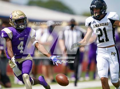 Thumbnail 1 in Mart vs Anahuac (Neutral Site) photogallery.