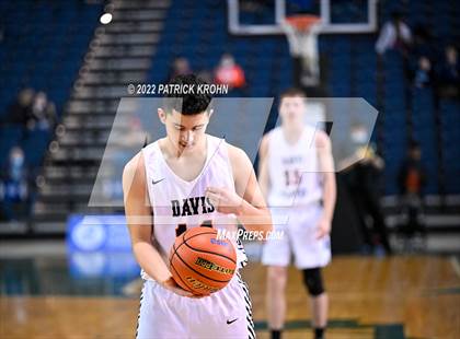 Thumbnail 2 in Graham-Kapowsin vs. Davis (WIAA 4A Round 1 State Playoff)  photogallery.