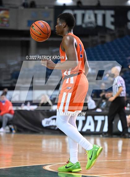 Thumbnail 1 in Graham-Kapowsin vs. Davis (WIAA 4A Round 1 State Playoff)  photogallery.