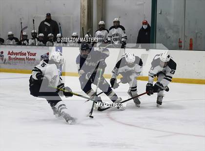 Thumbnail 2 in Newtown @ Norwalk/McMahon photogallery.