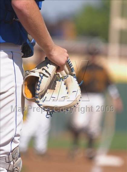 Thumbnail 3 in Benicia vs. Yuba City (CIF SJS D3 Final) photogallery.