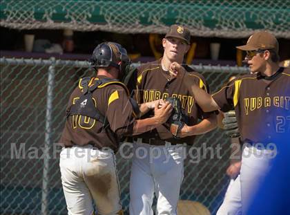 Thumbnail 3 in Benicia vs. Yuba City (CIF SJS D3 Final) photogallery.