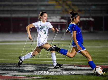 Thumbnail 2 in Chula Vista vs. Mission Vista (CIF SDS D3 Final) photogallery.