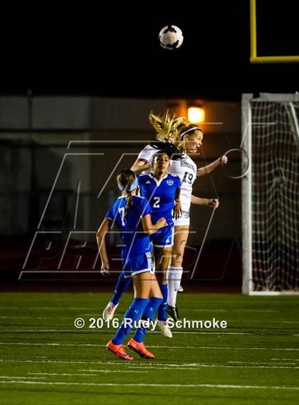 Thumbnail 3 in Chula Vista vs. Mission Vista (CIF SDS D3 Final) photogallery.