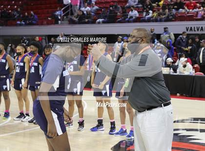 Thumbnail 2 in Bertie vs. Bishop McGuinness (NCHSAA 1A Championship) photogallery.