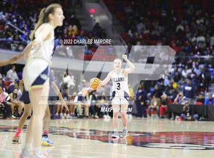 Thumbnail 2 in Bertie vs. Bishop McGuinness (NCHSAA 1A Championship) photogallery.