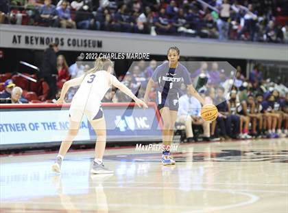 Thumbnail 1 in Bertie vs. Bishop McGuinness (NCHSAA 1A Championship) photogallery.