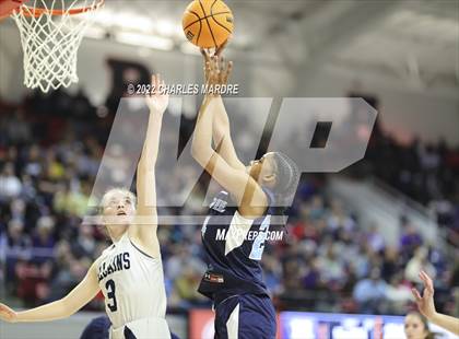 Thumbnail 2 in Bertie vs. Bishop McGuinness (NCHSAA 1A Championship) photogallery.