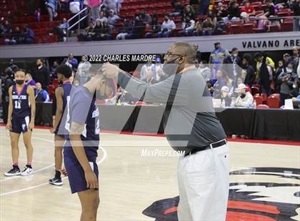 Thumbnail 2 in Bertie vs. Bishop McGuinness (NCHSAA 1A Championship) photogallery.