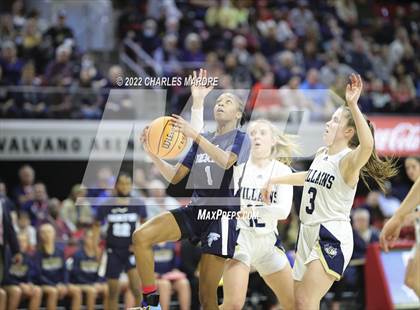 Thumbnail 2 in Bertie vs. Bishop McGuinness (NCHSAA 1A Championship) photogallery.