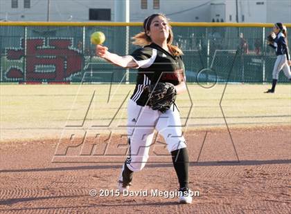 Thumbnail 3 in Nimitz @ Cedar Hill photogallery.