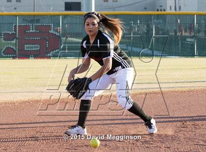 Thumbnail 2 in Nimitz @ Cedar Hill photogallery.