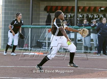 Thumbnail 1 in Nimitz @ Cedar Hill photogallery.