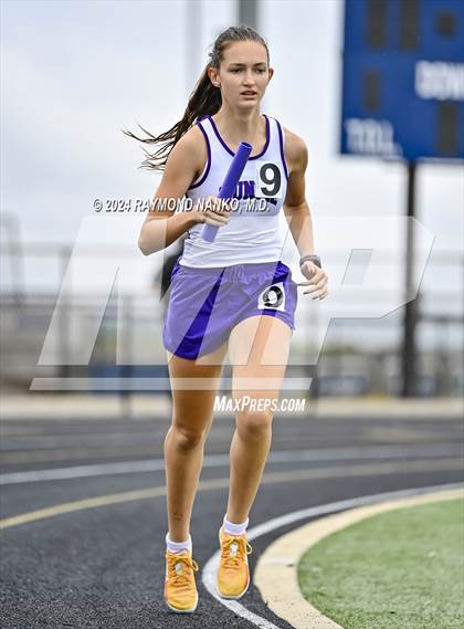 Thumbnail 2 in IHSAA Delta Sectionals (4 x 800 Meter)  photogallery.
