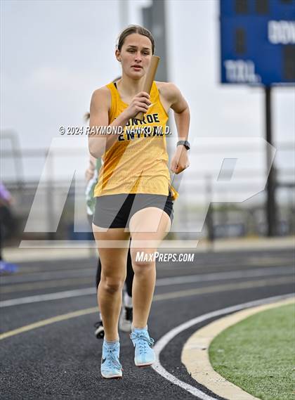 Thumbnail 3 in IHSAA Delta Sectionals (4 x 800 Meter)  photogallery.