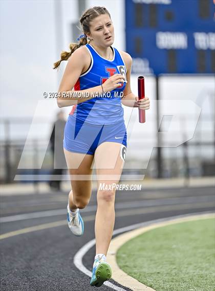 Thumbnail 1 in IHSAA Delta Sectionals (4 x 800 Meter)  photogallery.