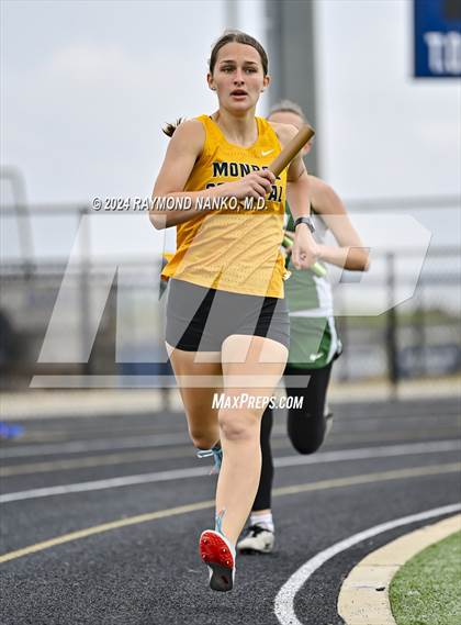 Thumbnail 1 in IHSAA Delta Sectionals (4 x 800 Meter)  photogallery.