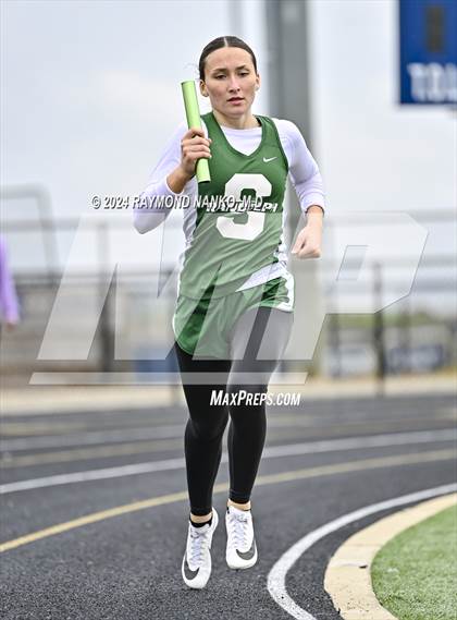 Thumbnail 3 in IHSAA Delta Sectionals (4 x 800 Meter)  photogallery.