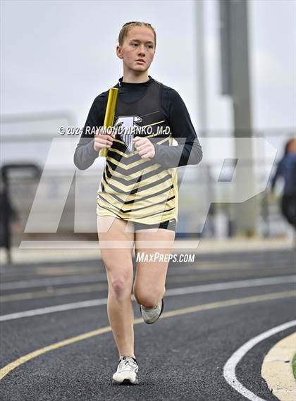 Thumbnail 1 in IHSAA Delta Sectionals (4 x 800 Meter)  photogallery.