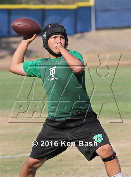 Thumbnail 2 in 7-on-7 Tournament photogallery.