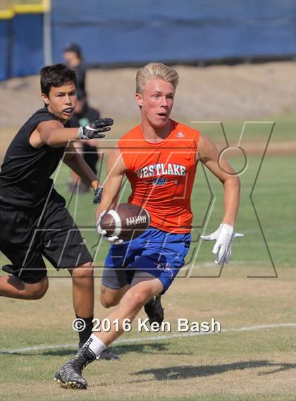 Thumbnail 3 in 7-on-7 Tournament photogallery.
