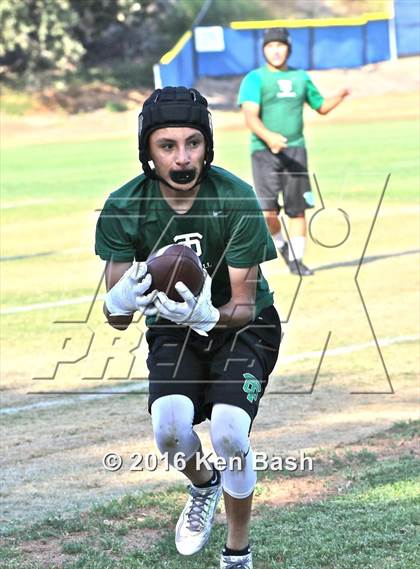 Thumbnail 3 in 7-on-7 Tournament photogallery.