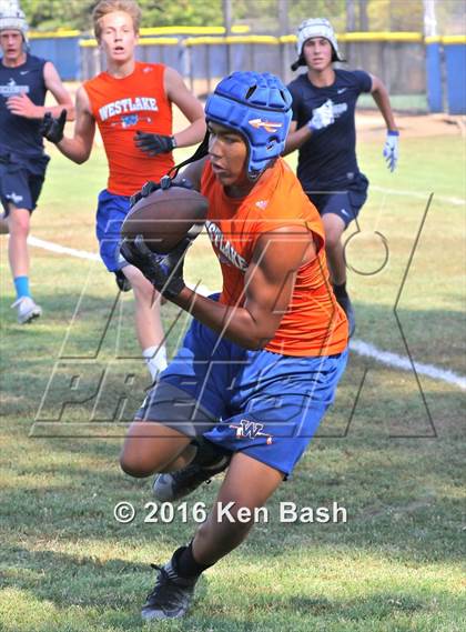 Thumbnail 3 in 7-on-7 Tournament photogallery.