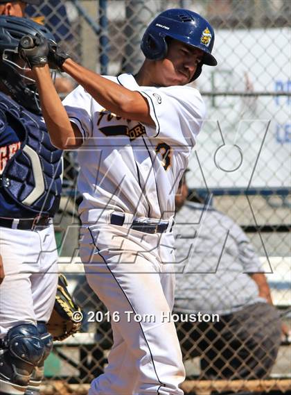 Thumbnail 3 in Alhambra vs Germantown Friends photogallery.