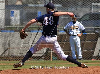 Thumbnail 2 in Alhambra vs Germantown Friends photogallery.