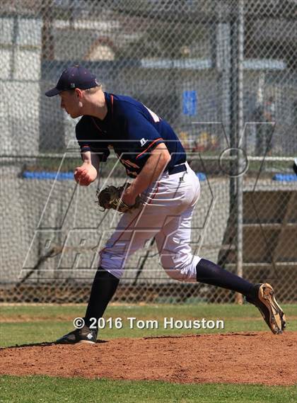 Thumbnail 2 in Alhambra vs Germantown Friends photogallery.